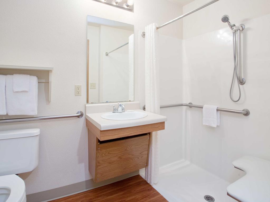 Woodspring Suites Kansas City Mission Merriam Ngoại thất bức ảnh