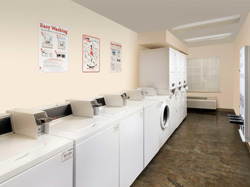 Woodspring Suites Kansas City Mission Merriam Ngoại thất bức ảnh